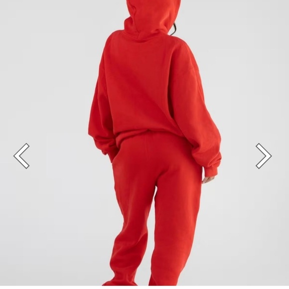 COMFRT Crimson Red Minimalist XL Hoodie - Picture 7 of 11